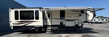 Thumbnail of RV