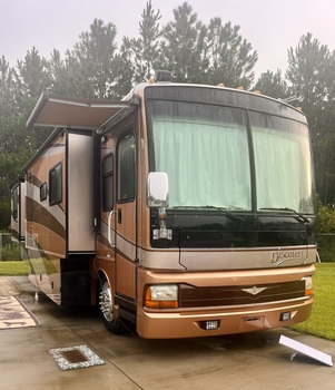 Thumbnail of RV