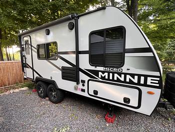 Thumbnail of RV