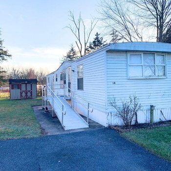 Thumbnail of mobile home
