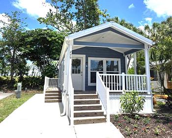 Thumbnail of mobile home