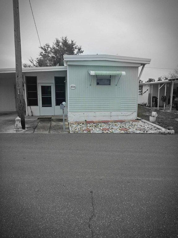 Photo of Mobile Home