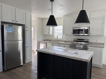 Thumbnail of mobile home