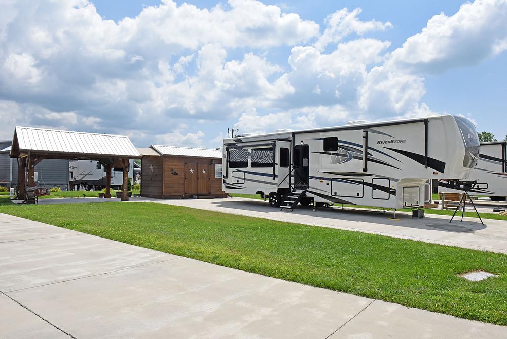 Photo of Rv