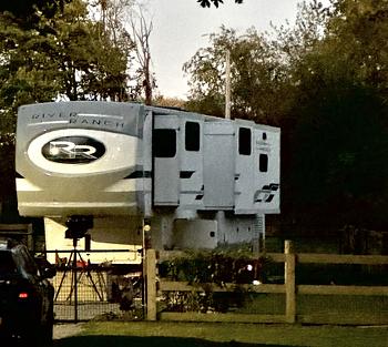 Thumbnail of RV