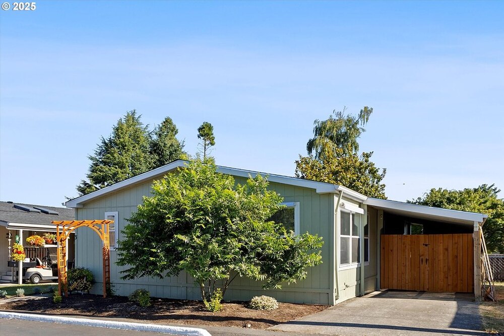 Photo of Mobile Home