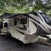 RV for Sale: 2019 SOLITUDE 377MBS