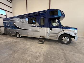 Thumbnail of RV