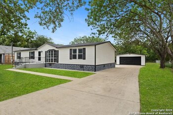 Thumbnail of mobile home