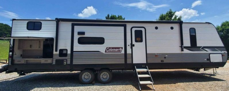Photo of Rv