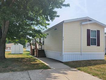 Thumbnail of mobile home