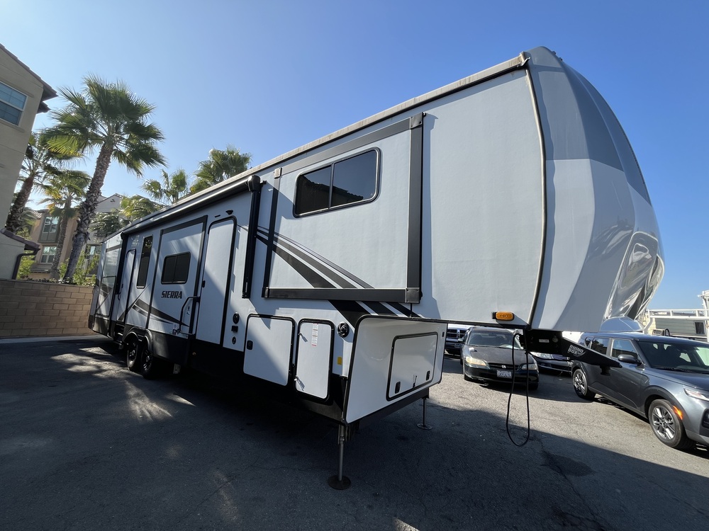 Photo of Rv