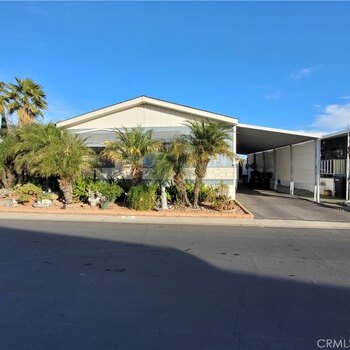 Thumbnail of mobile home