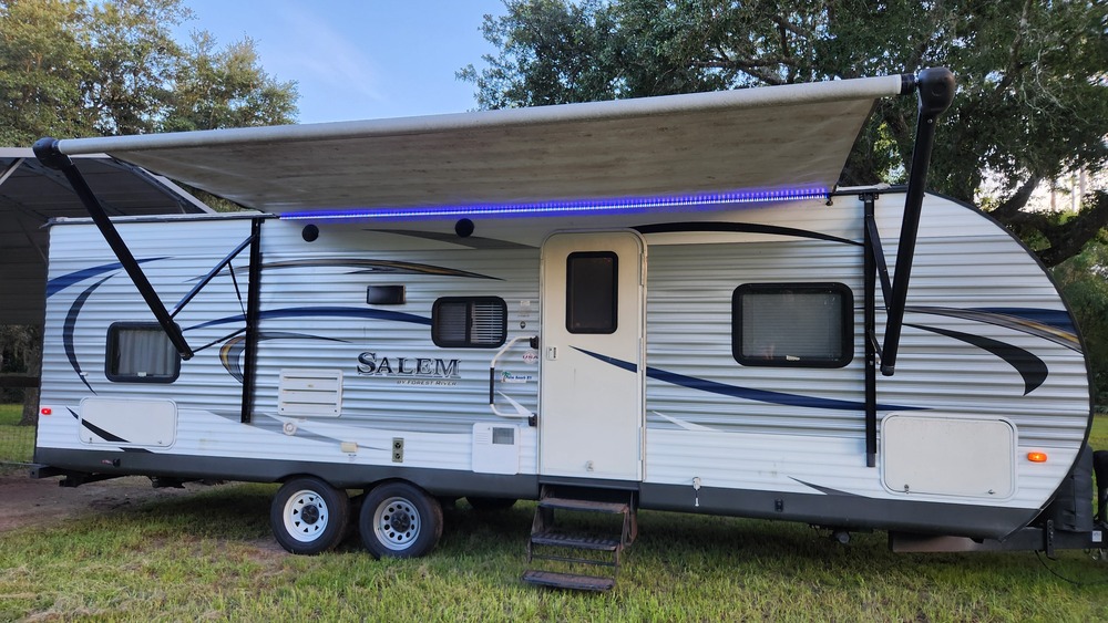 Photo of Rv