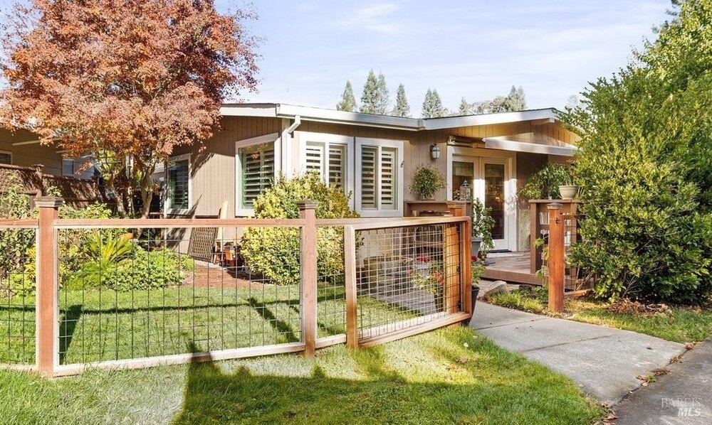 Photo of Mobile Home