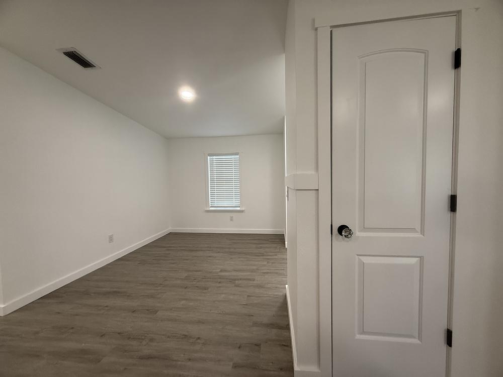 Camelot Lakes Village