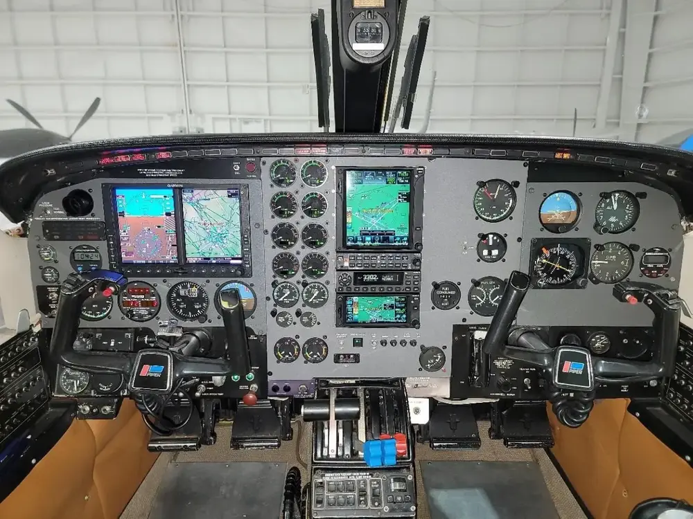 7296/piper-pa-31t-1-cheyenne-ii-1980-flightmarket-id-7296-18071.webp