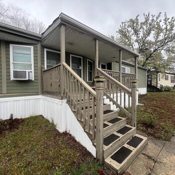Thumbnail of mobile home
