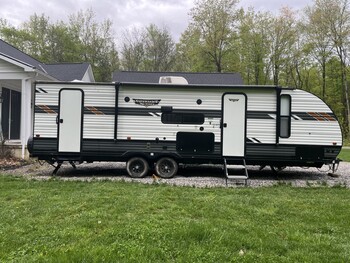 Thumbnail of RV
