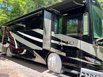 Thumbnail of RV