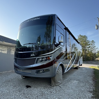 Thumbnail of RV