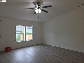 Photo of 12-3764 Remodeled 3brm/2ba Home in Family Community