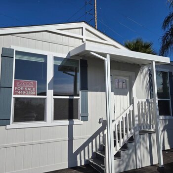Thumbnail of mobile home