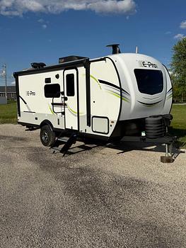 Photo of Rv