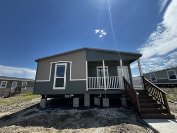 Thumbnail of mobile home