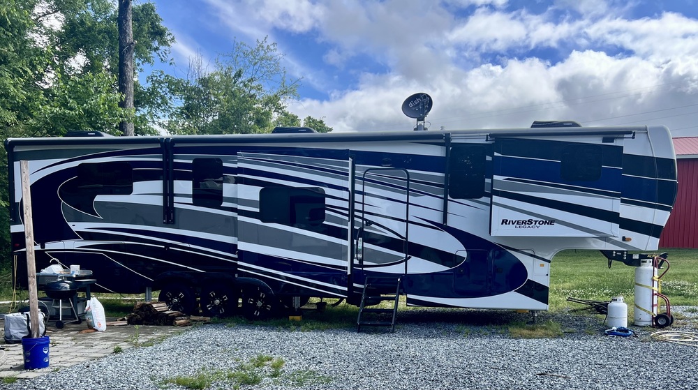 Photo of Rv
