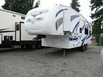 Thumbnail of RV
