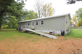 Thumbnail of mobile home