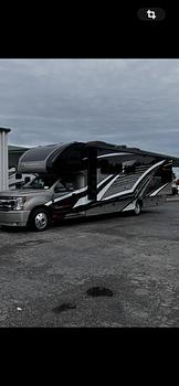 Thumbnail of RV