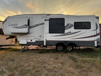Thumbnail of RV