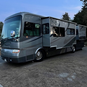 Thumbnail of RV
