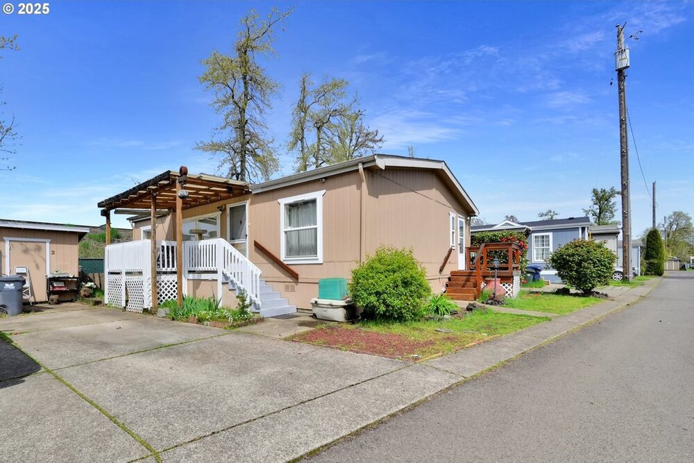Photo of Mobile Home