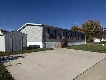 Thumbnail of mobile home