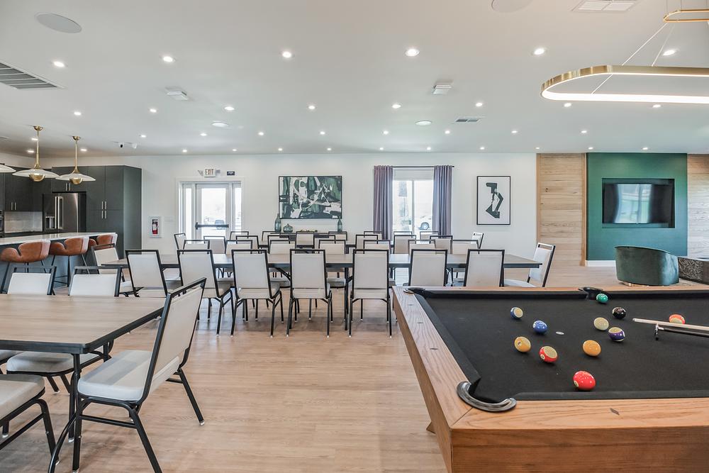 UQmB72Khu5 DSCF4839RyanAlbaugh