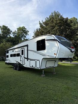 Thumbnail of RV