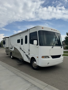Thumbnail of RV