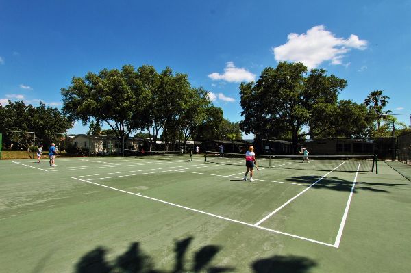 Tennis & Pickleball