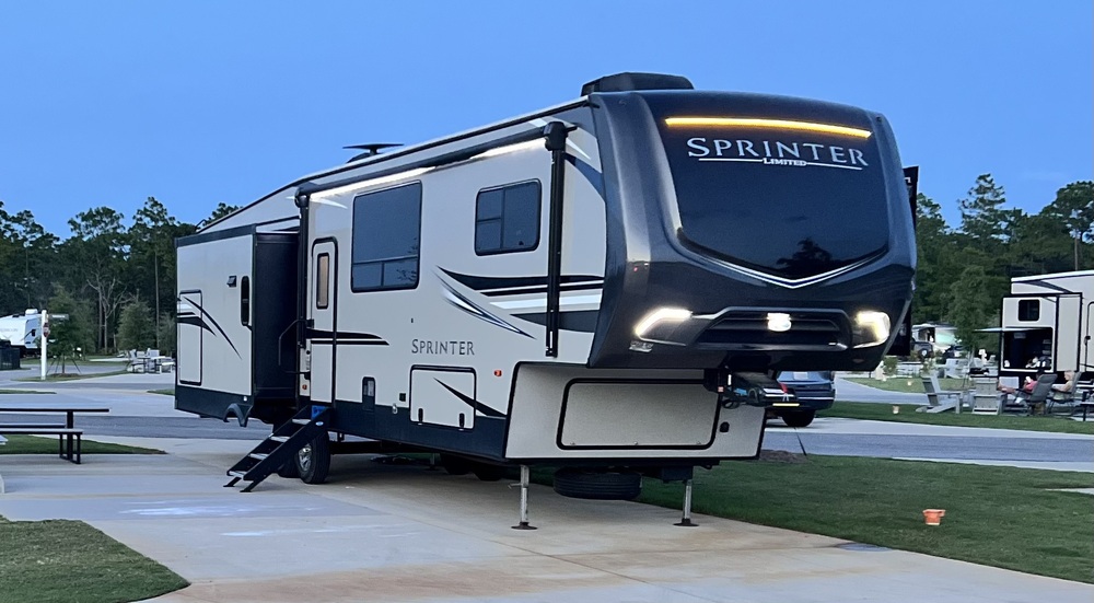Photo of Rv
