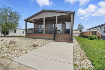 Thumbnail of mobile home