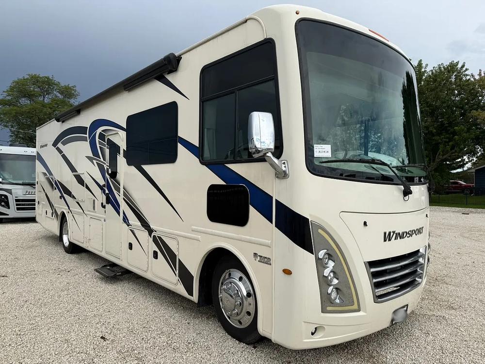 Photo of Rv