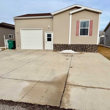 Thumbnail of mobile home