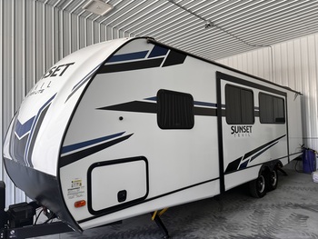 Thumbnail of RV