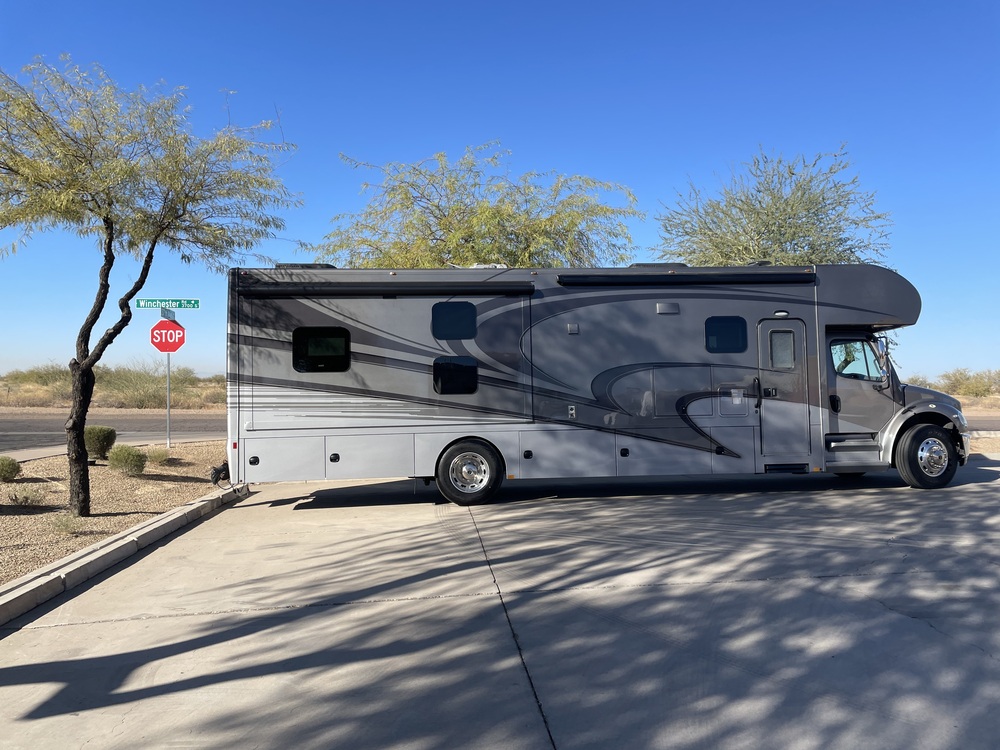 Photo of Rv