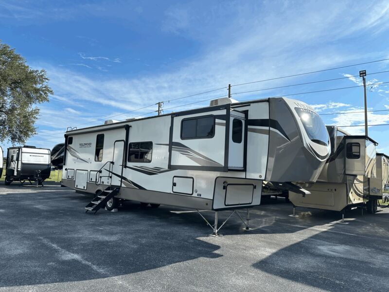 Photo of Rv