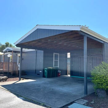 Thumbnail of mobile home