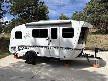 Thumbnail of RV
